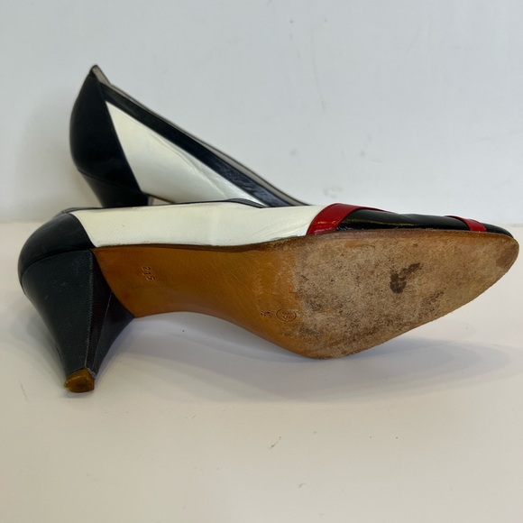 Vintage 1980s Maud Frizon Navy and Red heels - Picture 4 of 4